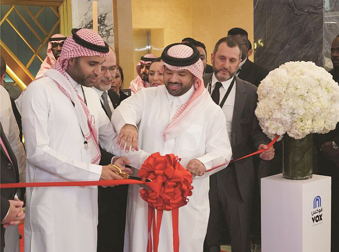 Chairman of the Audiovisual Media Commission inaugurates first cinema in Jeddah